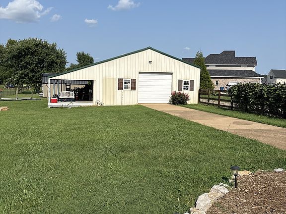 3rd image of 9949 Midland Rd