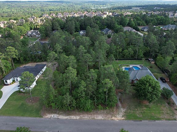 3rd image of 637 Callaway Dr