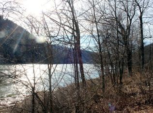 313 Valley Trails Lane, Franklin, PA 16323