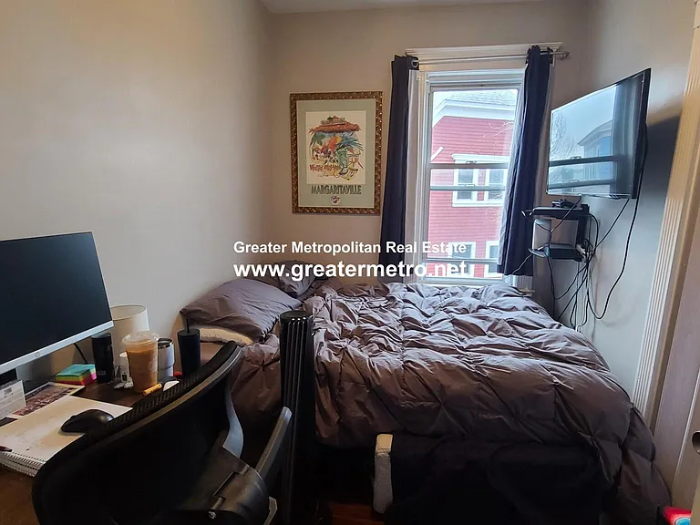 226 M St #2 — Photo 9