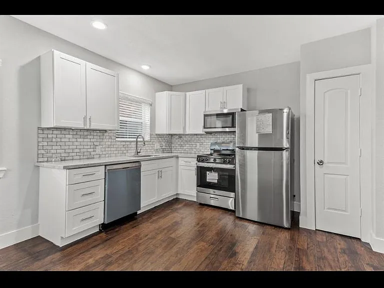 2506 Truxillo St — Photo 5