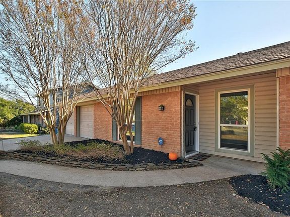 3rd image of 7509 Eastcrest Dr