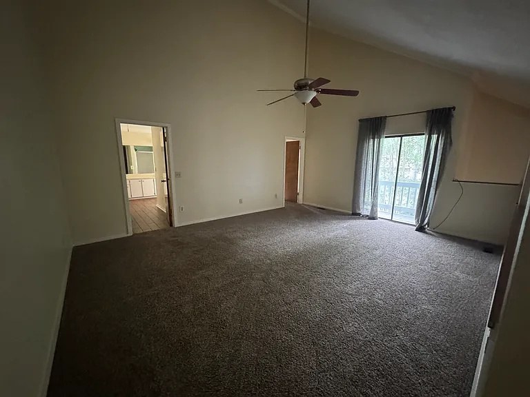 101 Golf Ct — Photo 6