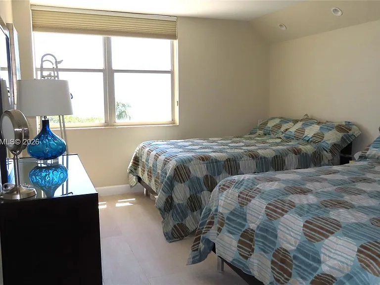 5701 Collins Ave #302 — Photo 24