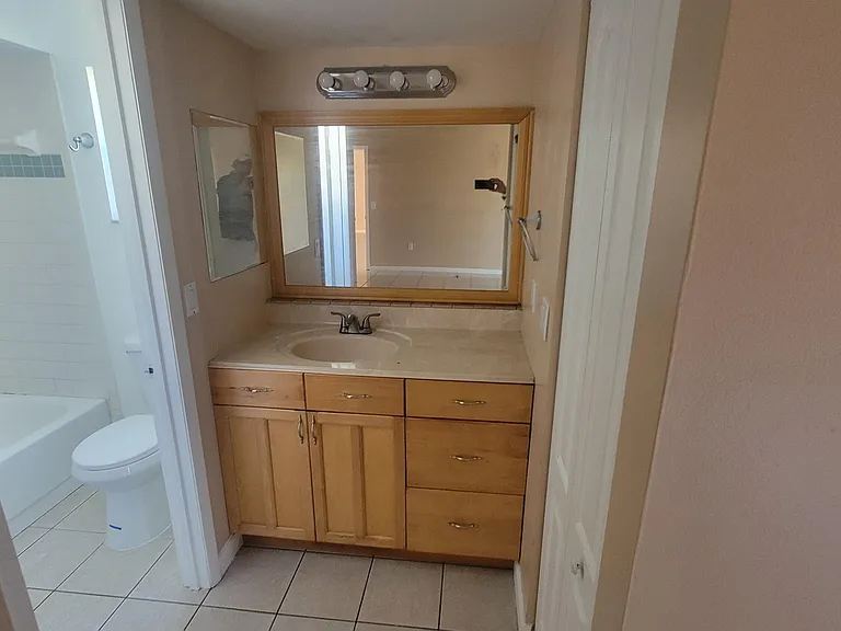 1837 Heartwellville St NW — Photo 7