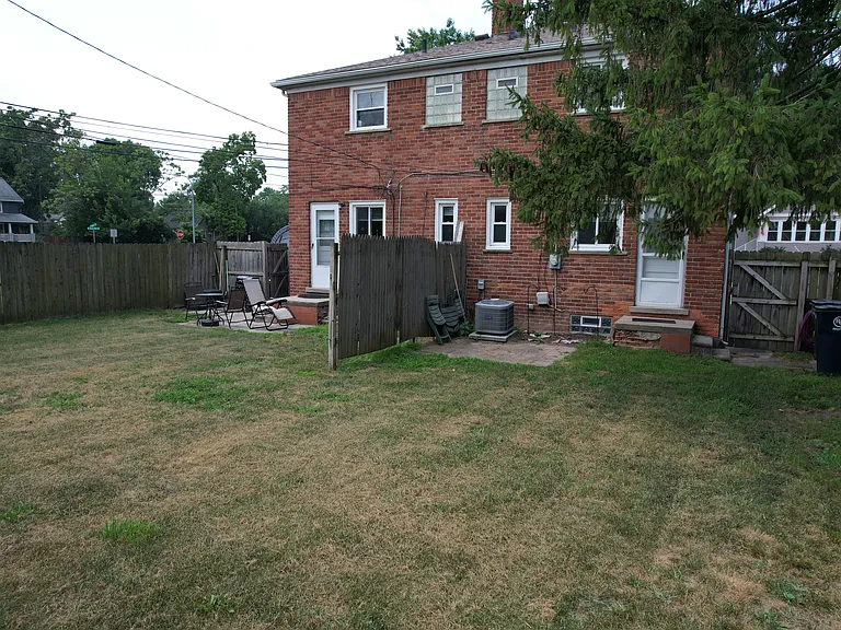 1814 N Center St #1814 — Photo 4