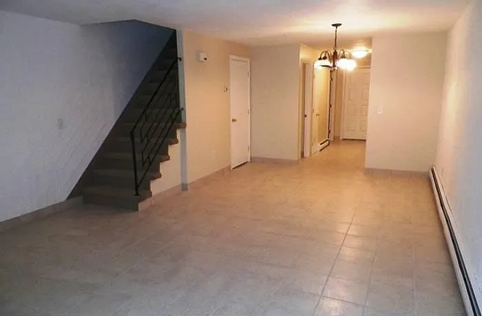 139 Hillcrest Ave — Photo 9
