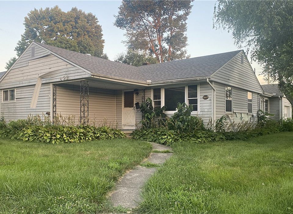 1st image of 432 Van Tress Dr