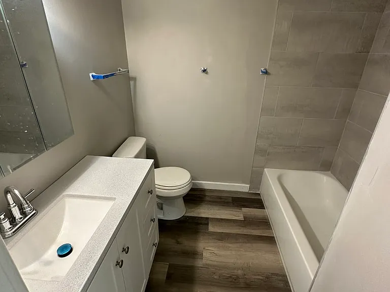 318 N Salem Ave #1 — Photo 8