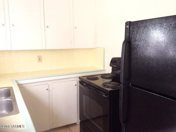 5th image of 419 N Forgeus Ave