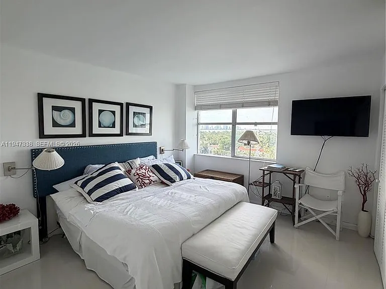 5750 Collins Ave #10F — Photo 10