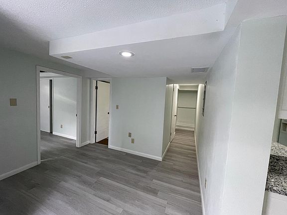 5th image of 377 Palm Ln #A