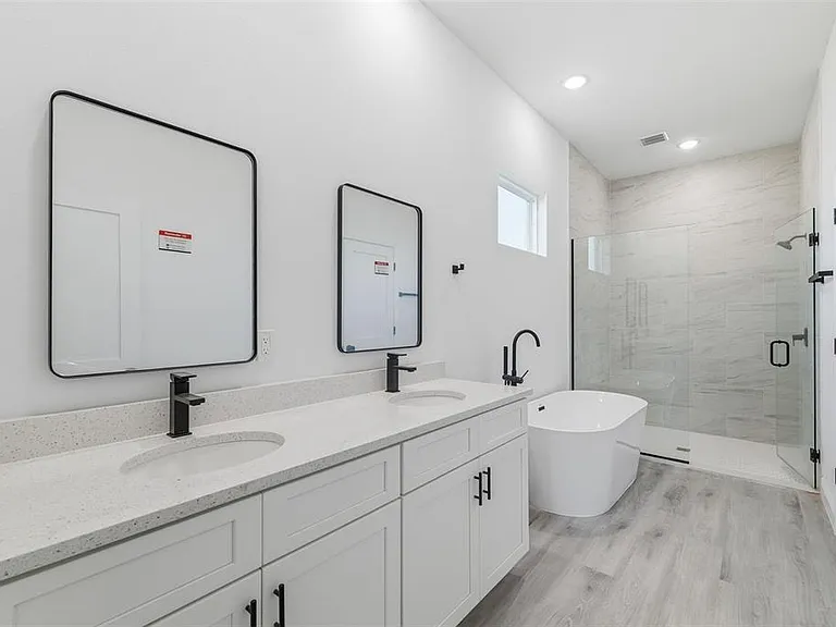 3699 SW 169th Pl — Photo 20