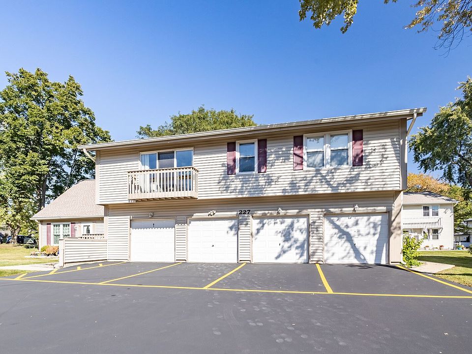 1st image of 227 Elkhorn Ct Unit B