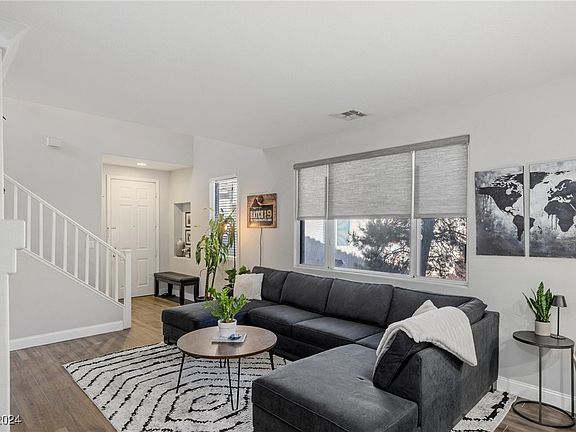 3rd image of 8131 Palace Estate Ave