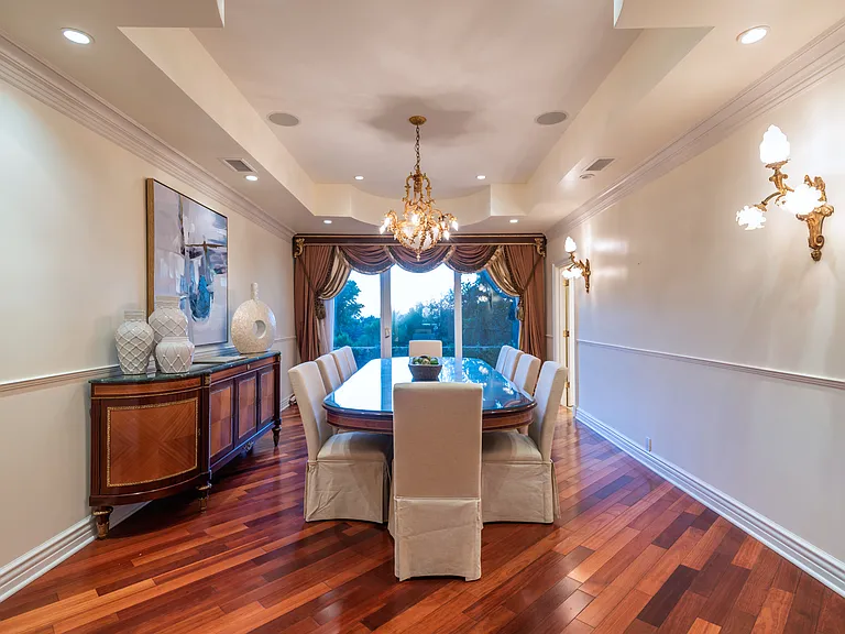 1915 Loma Vista Dr — Photo 10