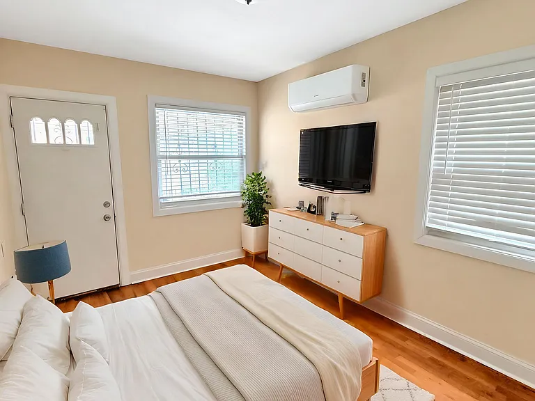 3RD BEDROOM (STAGED)