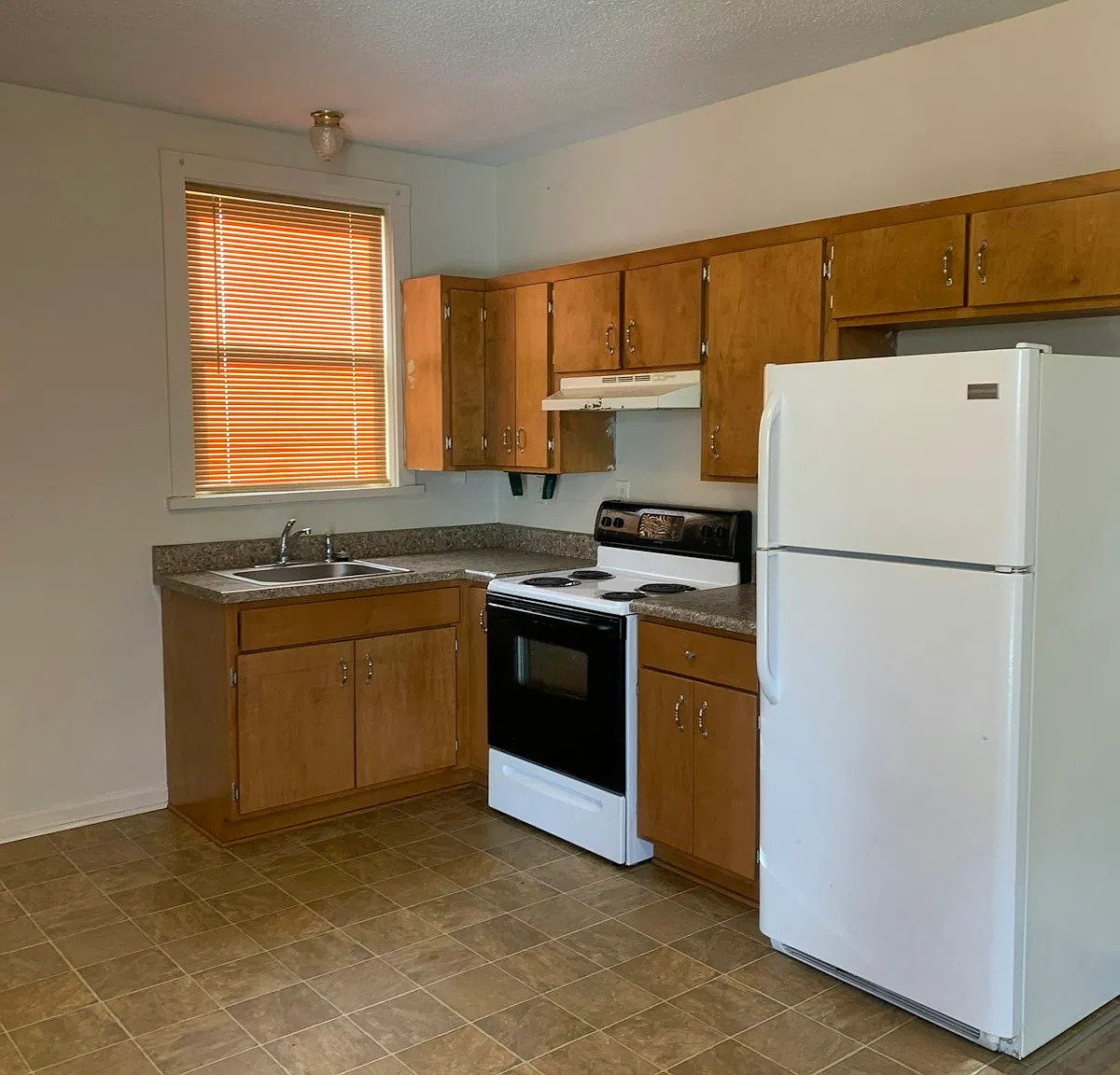 1535 Cedar Springs Road, Unit 4 — Photo 2