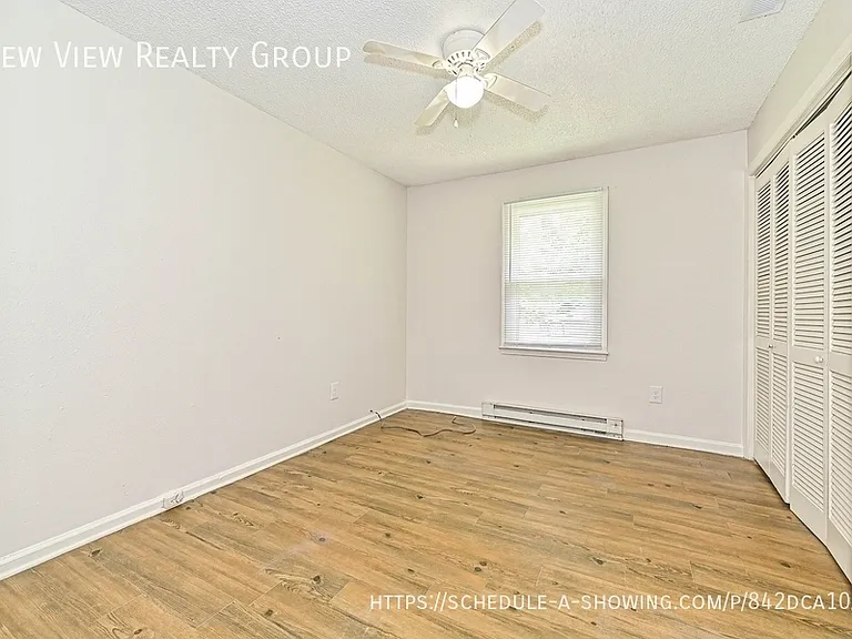 1119 Grady St — Photo 14