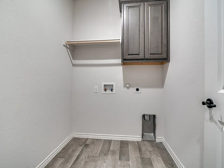 3094 Maverick Dr — Photo 29