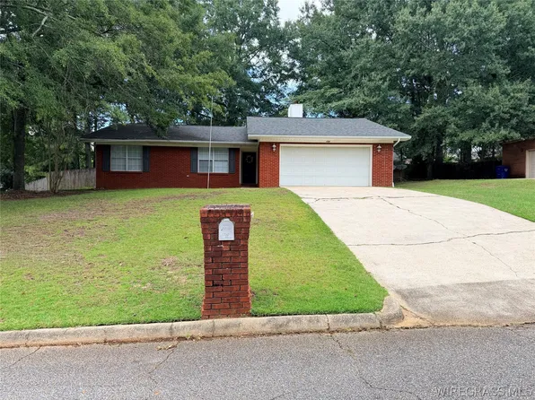 104 Dendron Ave, Troy, AL 36081