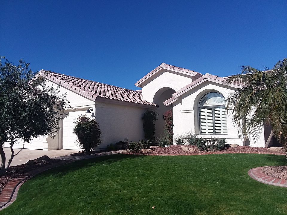 1st image of 3140 S Vista Dr