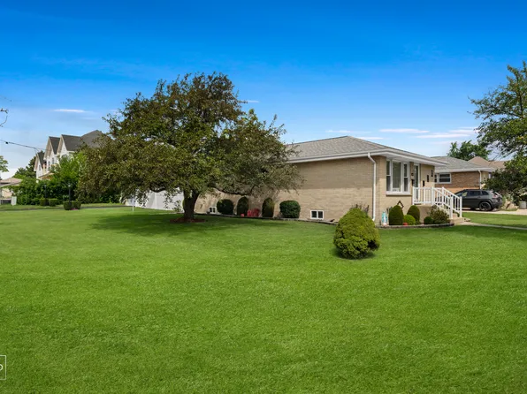 444 S Prospect Ave, Itasca, IL 60143