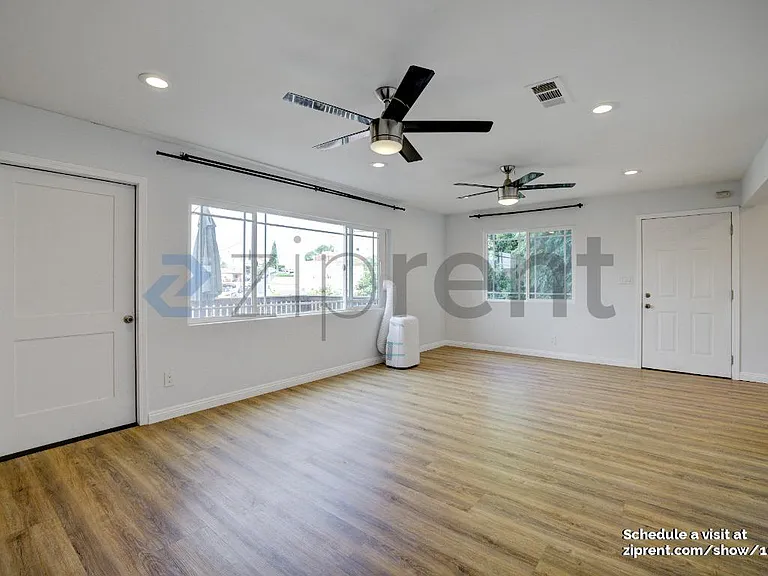 1142 N Alma Ave — Photo 2