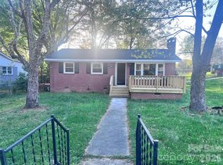 400 Chatham Ave, Gaffney, SC 29340