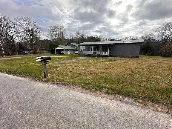 3rd image of 1106 Red Bud Rd