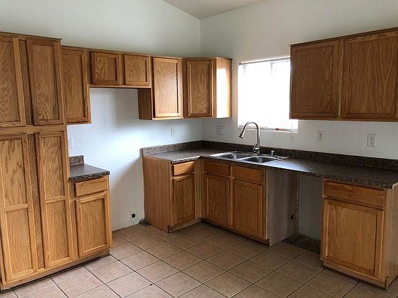 4th image of 6327 W Windsor Ave