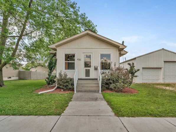 430 S Kankakee St, Coal City, IL 60416