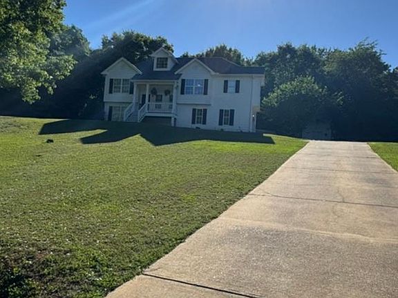 2nd image of 157 Dogwood Glen Dr