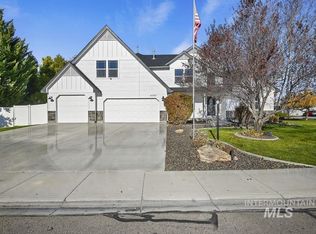 4080 E Brooklyn Dr, Nampa, ID 83686