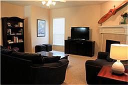 5th image of 9704 Old Field Dr