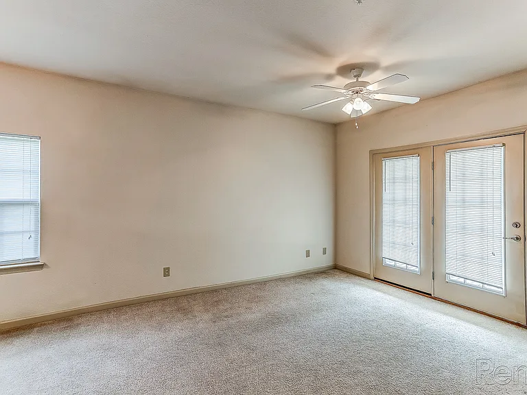 Northfield Ridge Apartments — Photo 23