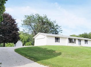 714 W Dogwood Dr, Warsaw, IN 46580