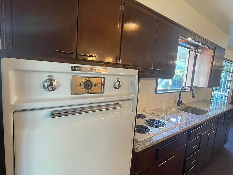 2848 E Eastmoor Dr — Photo 13