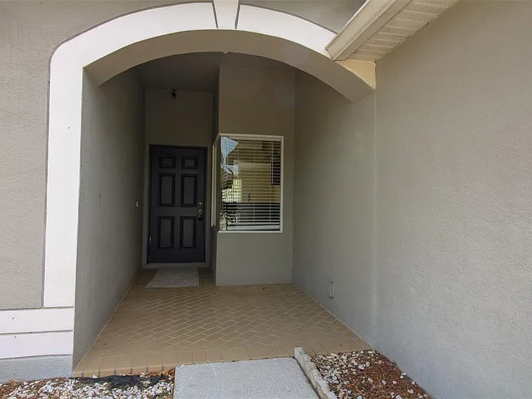 1702 Holton Rd — Photo 3