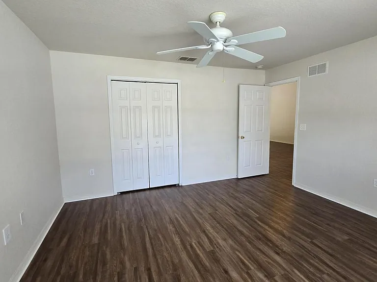 1344 London Ave — Photo 6