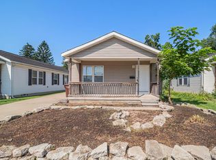 4016 Howe Rd, Wayne, MI 48184