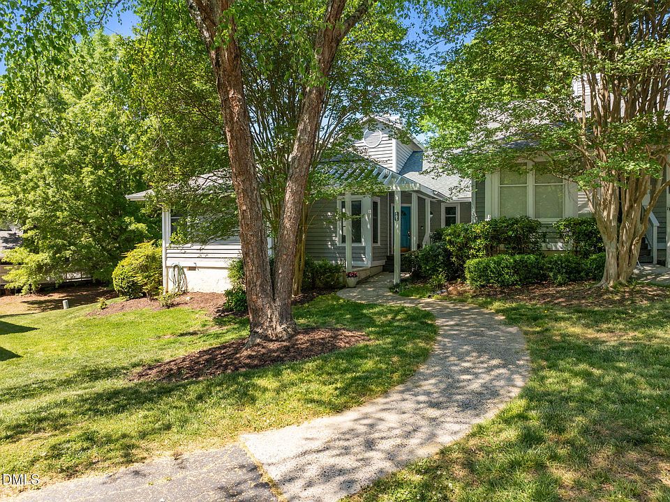 1st image of 105 Elmwood Cir