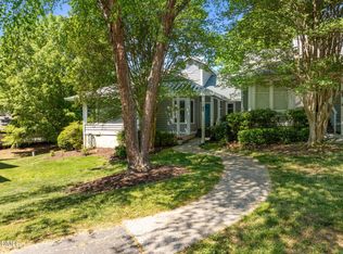 105 Elmwood Cir, Chapel Hill, NC 27514