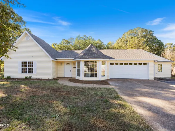 140 Embry Rd, Byhalia, MS 38611