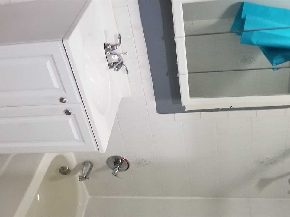 2nd image of 9303 204th St