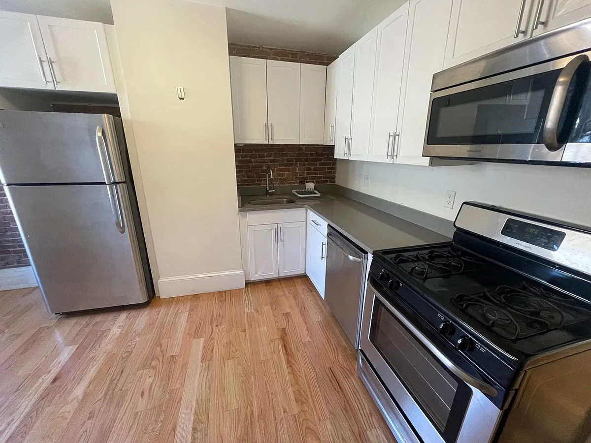 Building Photo - 36 E Springfield St #5