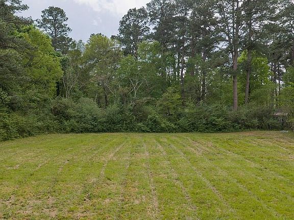 5th image of 2025 Allen Ln