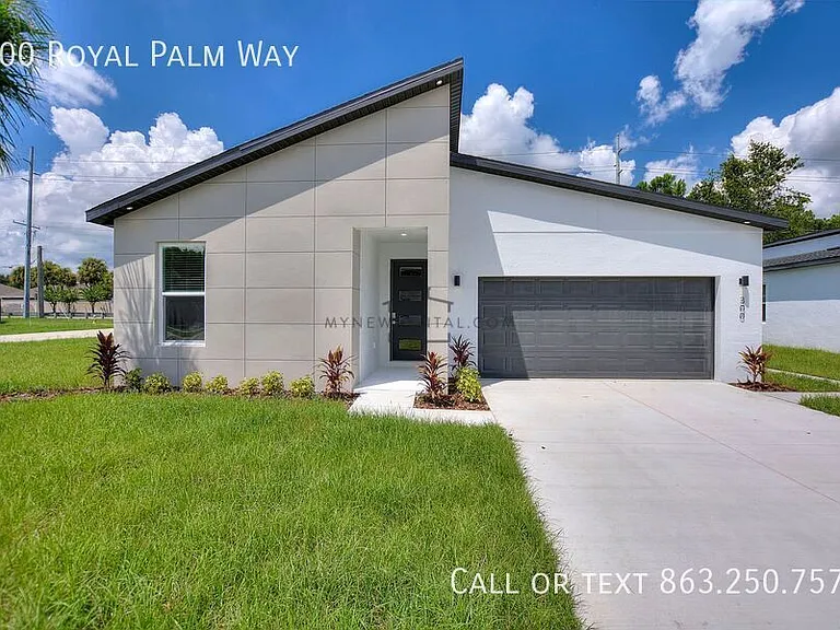 300 Royal Palm Way — Photo 3
