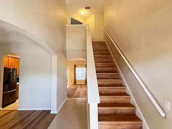 4th image of 13273 Early Frost Cir