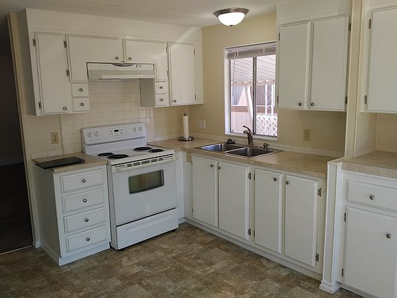 5th image of 2311 W 16th Ave Lot 4